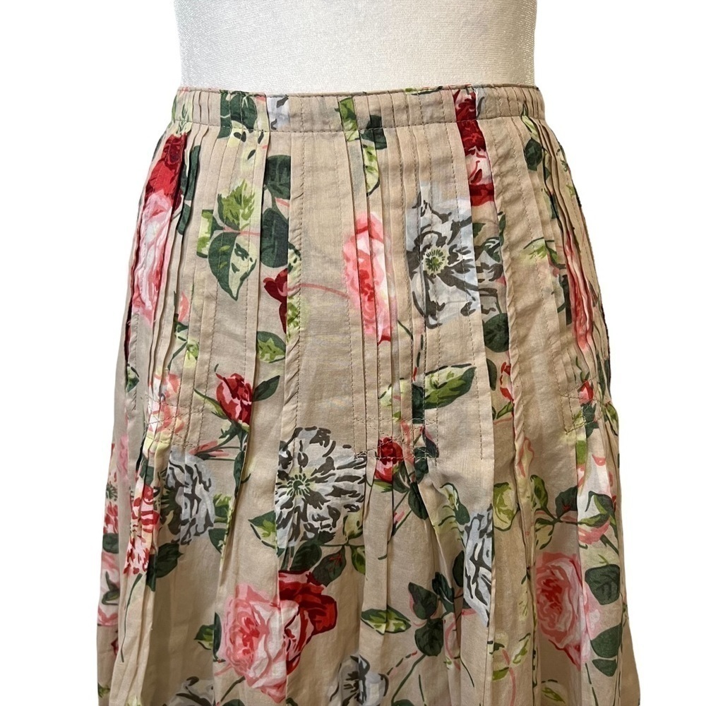 CABI Floral A-Line Skirt - Picture 2 of 5